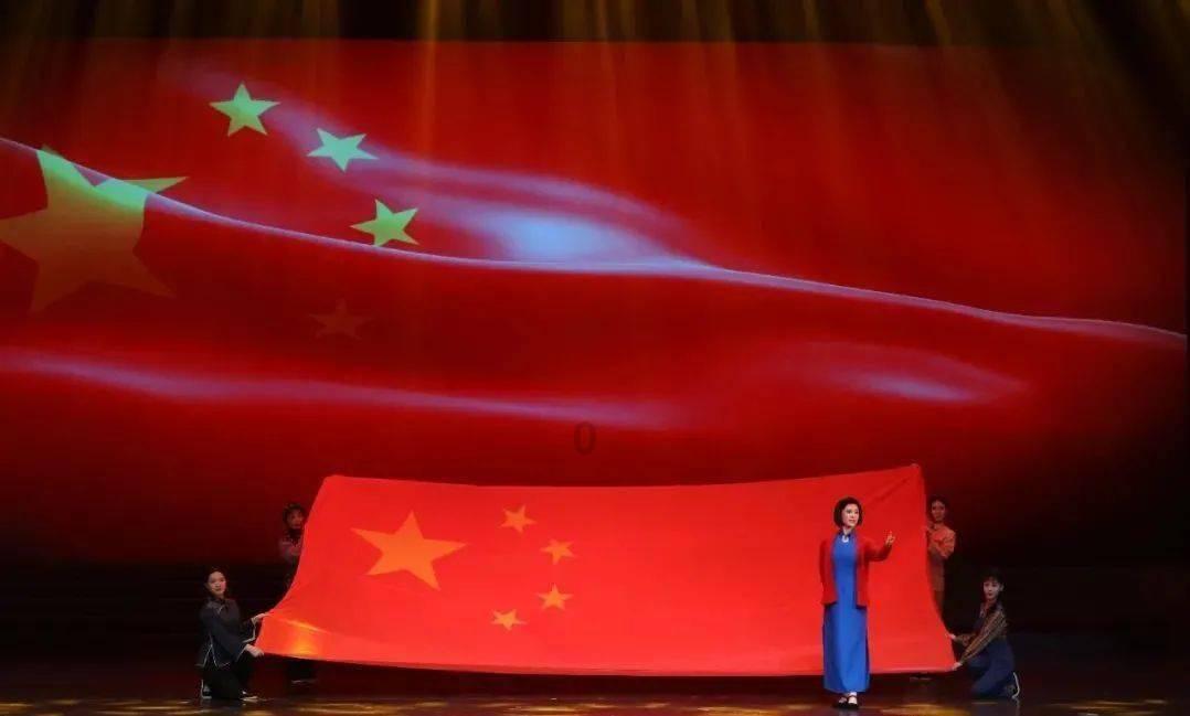 滚动的奶酪