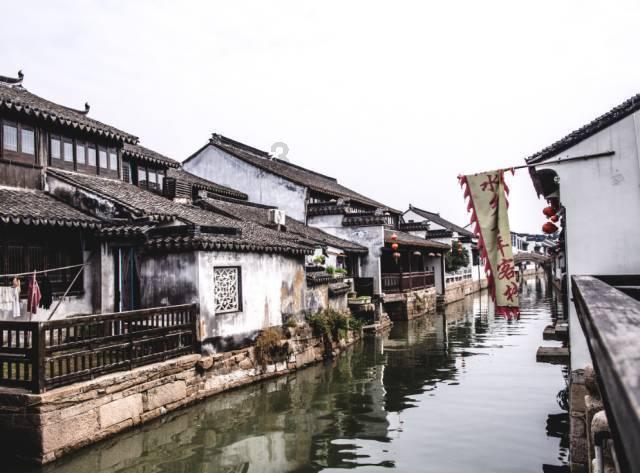 救援金发公主